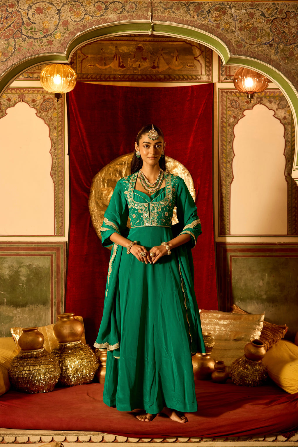 LOOR ANARKALI